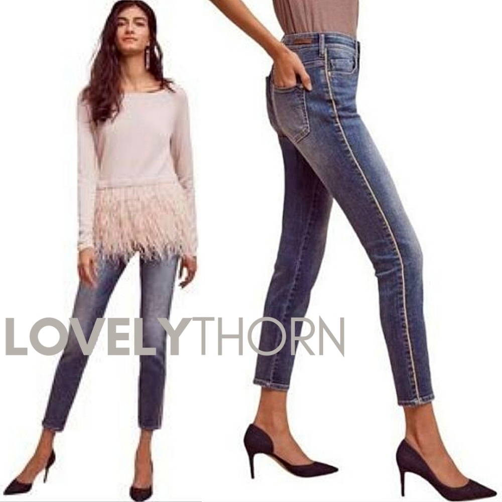 ANTHROPOLOGIE // pilcro & the letterpress gold side piping script style jeans